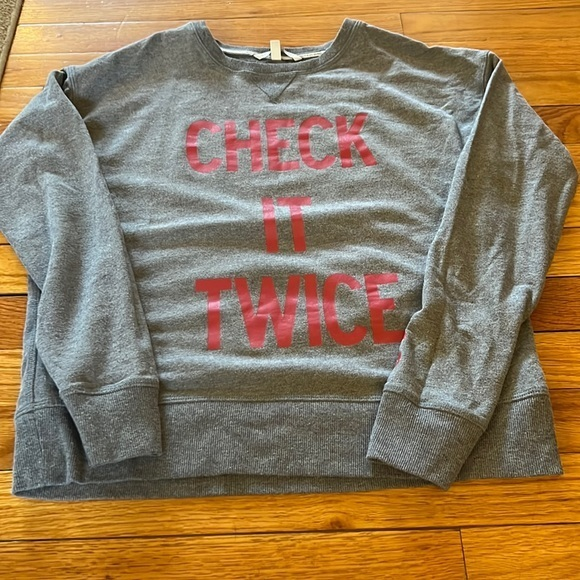 Victoria Secret “Check it Twice” Crew Neck Size Small ❤️ - Picture 1 of 7